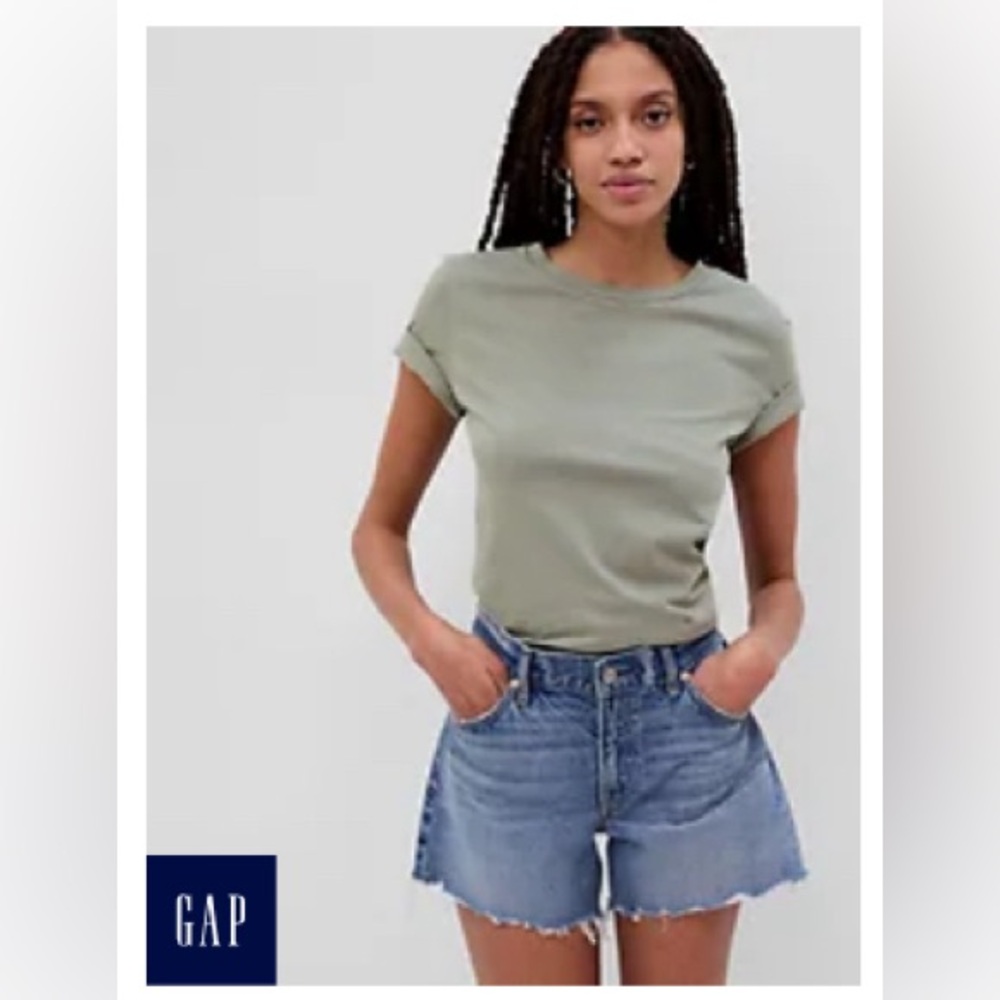 GAP 100% Organic Cotton Vintage Crewneck T-Shirt
